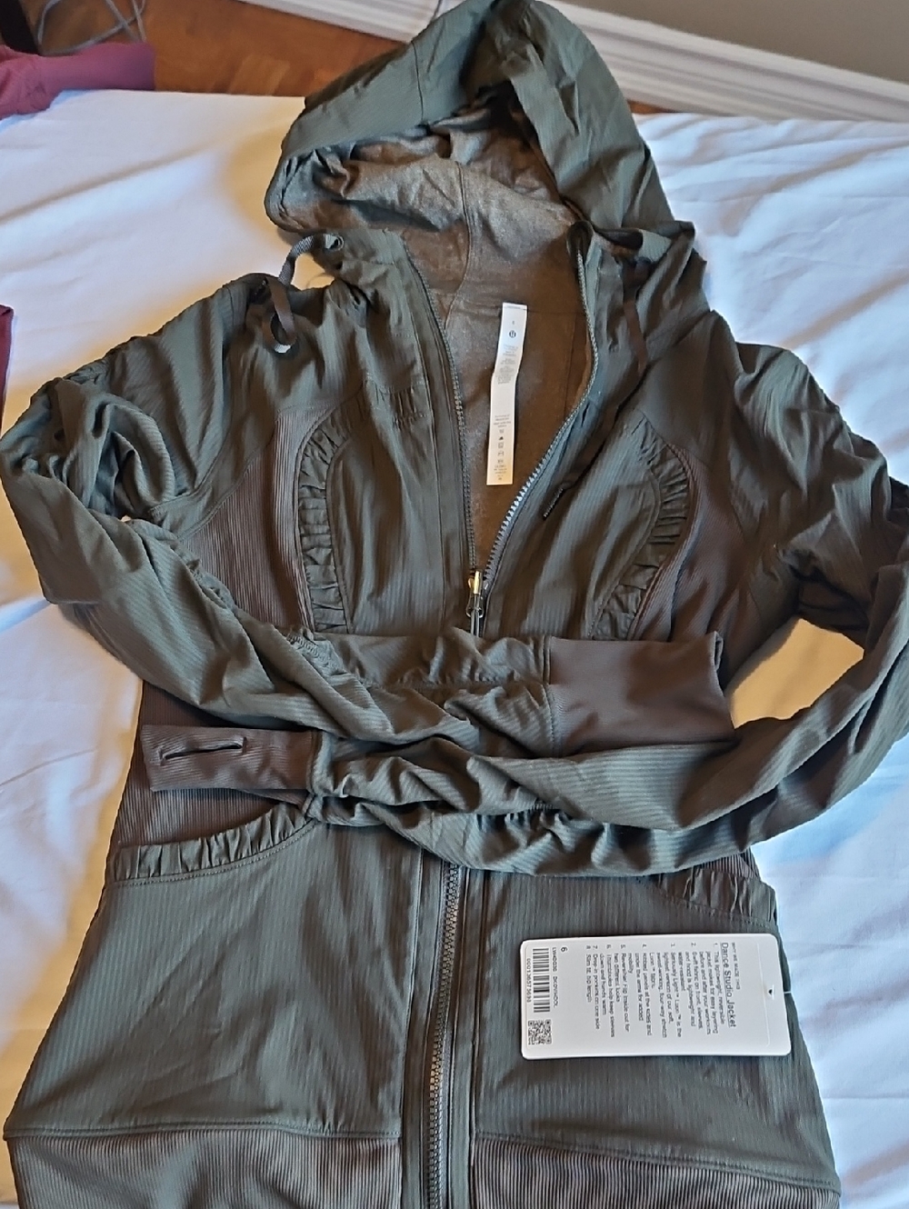 Lululemon  Dance studio jacket Olive